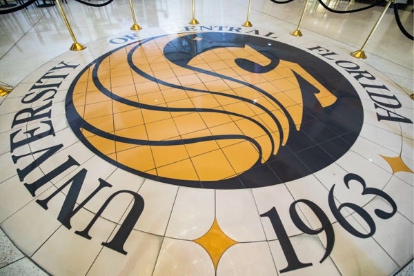 첥 Seal on the Floor of the Student Union